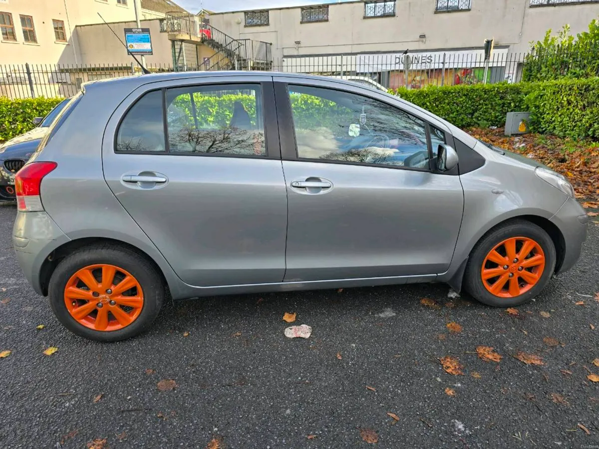 Toyota Yaris TR - Image 4