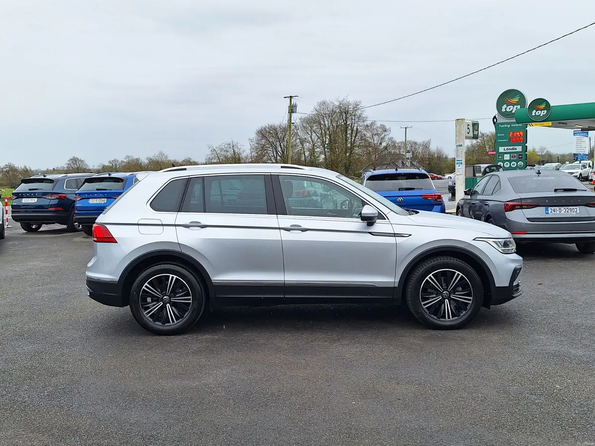 Tiguan 2.0 Tdi 150 Automatic *High Spec/Extras - Image 2