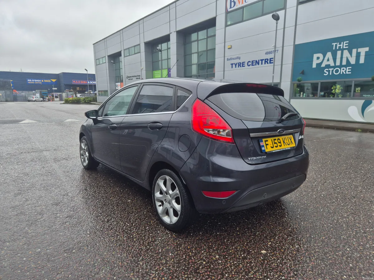 Ford Fiesta 2009 - Image 4
