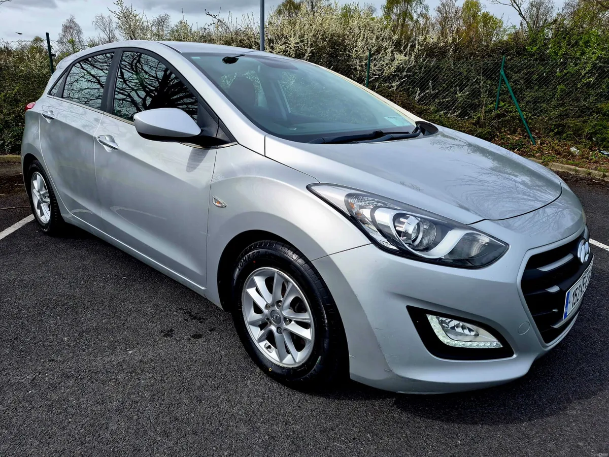 2015 HYUNDAI I301.6 CRDI SE PREMIUM - Image 2
