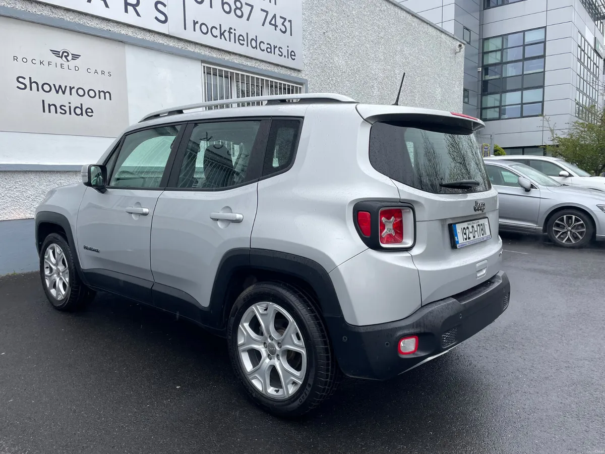 LIMITED - 1.4 PETROL - BLUETOOTH STREAMING -280TAX - Image 4