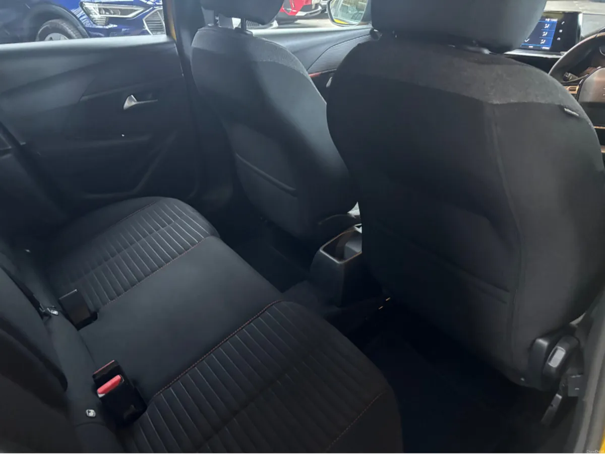 Peugeot 208 ACTIVE 1.2 75 6.4 4DR - Image 4