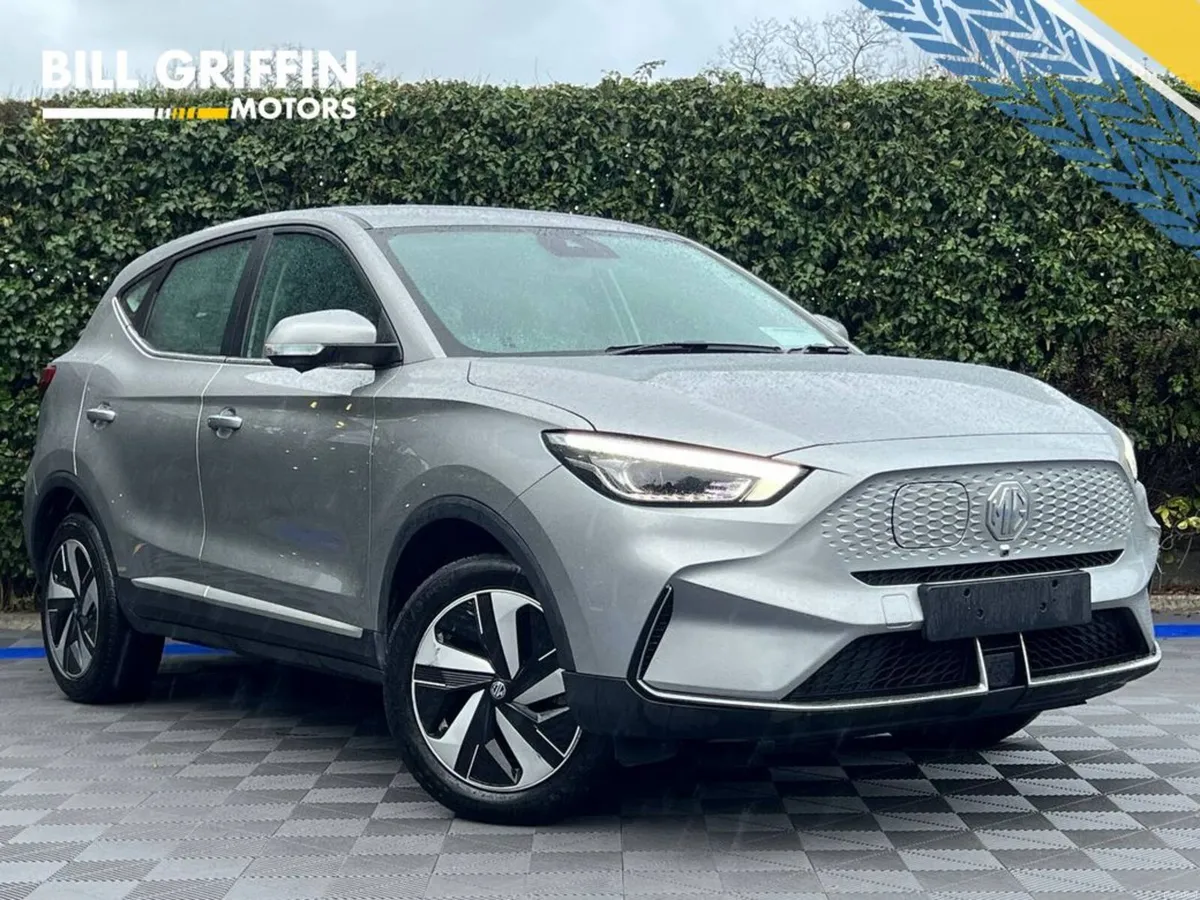 MG ZS 73KWH // LONG RANGE MODEL // VERY LOW MILEAG - Image 1