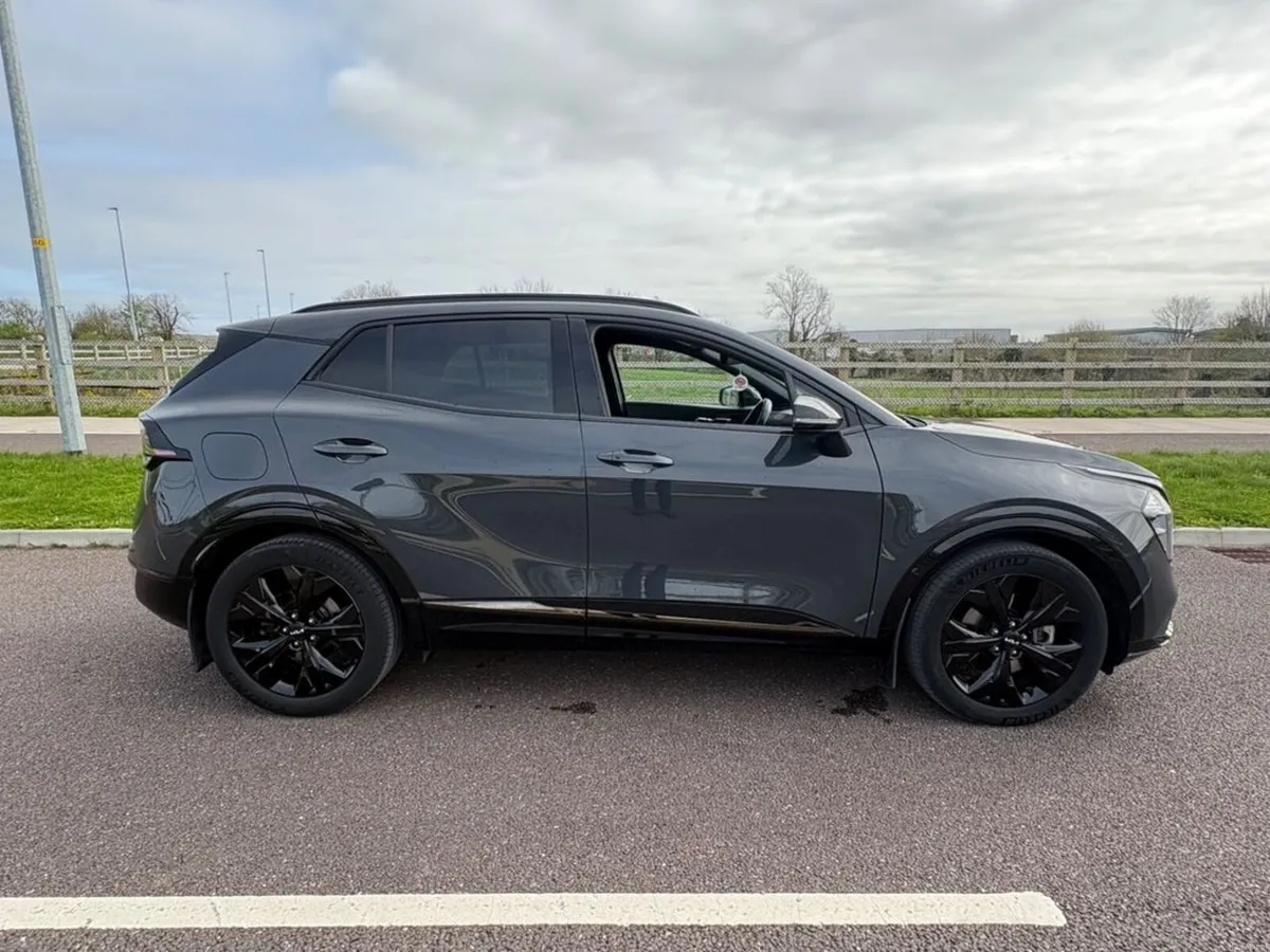 Kia Sportage Phev Anniversary 5DR**AWD **warranty - Image 3