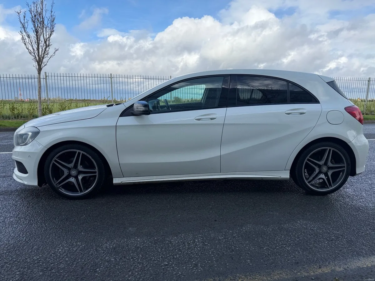 Mercedes A180 Night Edition - Image 4