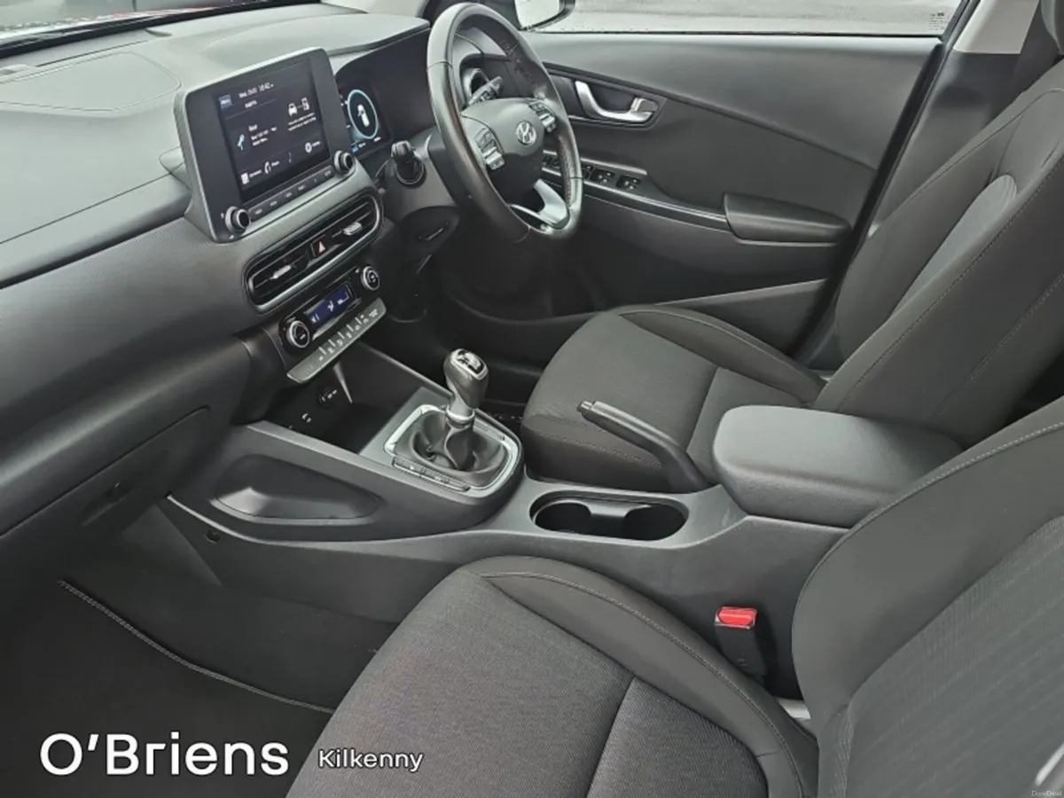 Hyundai KONA KAUAI EXECUTIVE 1.0 T-GDI 5DR *1 OWNE - Image 4