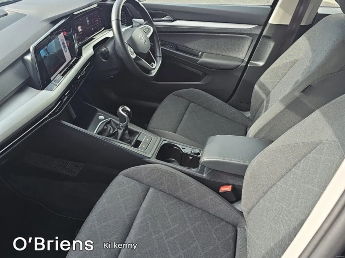 Volkswagen Golf LIFE 1.0 TSI 110 BHP 5DR *1 OWNER - Image 4