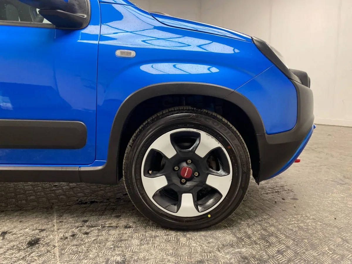 Fiat Panda Cross 1.0 MHEV Manual - Image 6