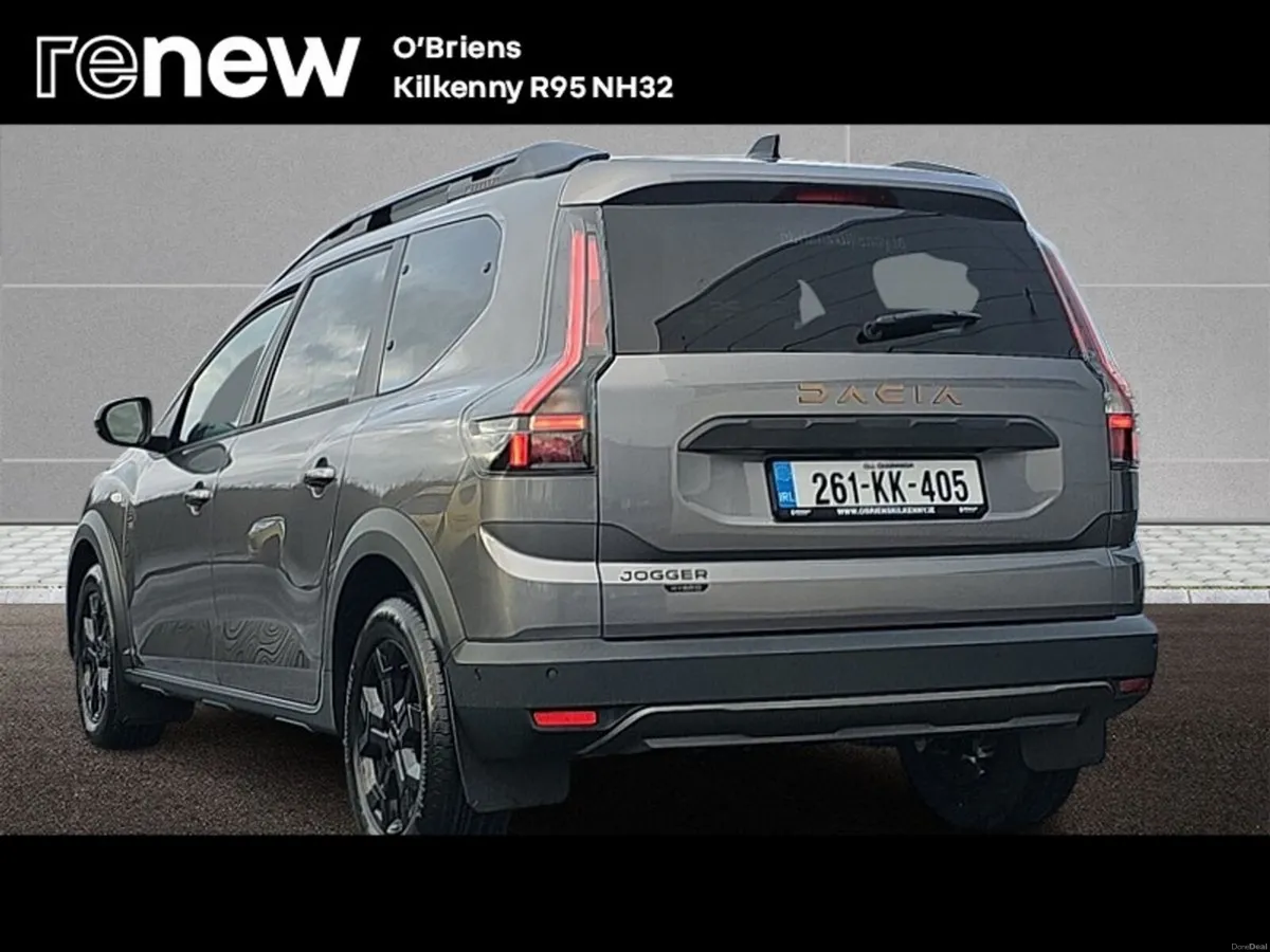 Dacia Jogger EXTREME HEV *HYBRID* 1.8 155 BHP AUTO - Image 3
