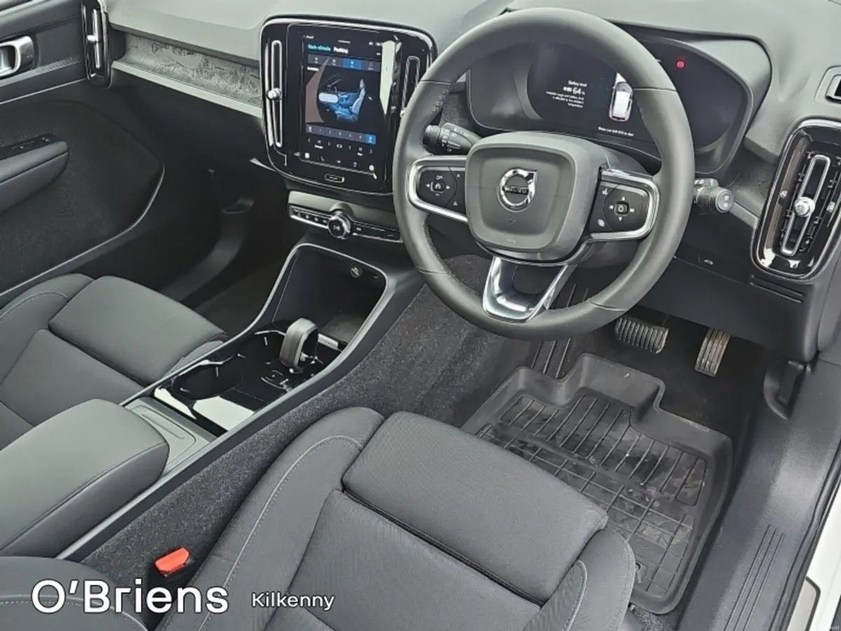 Volvo XC40 RECHARGE PLUS EXTENDED RANGE 238 BHP AU - Image 5