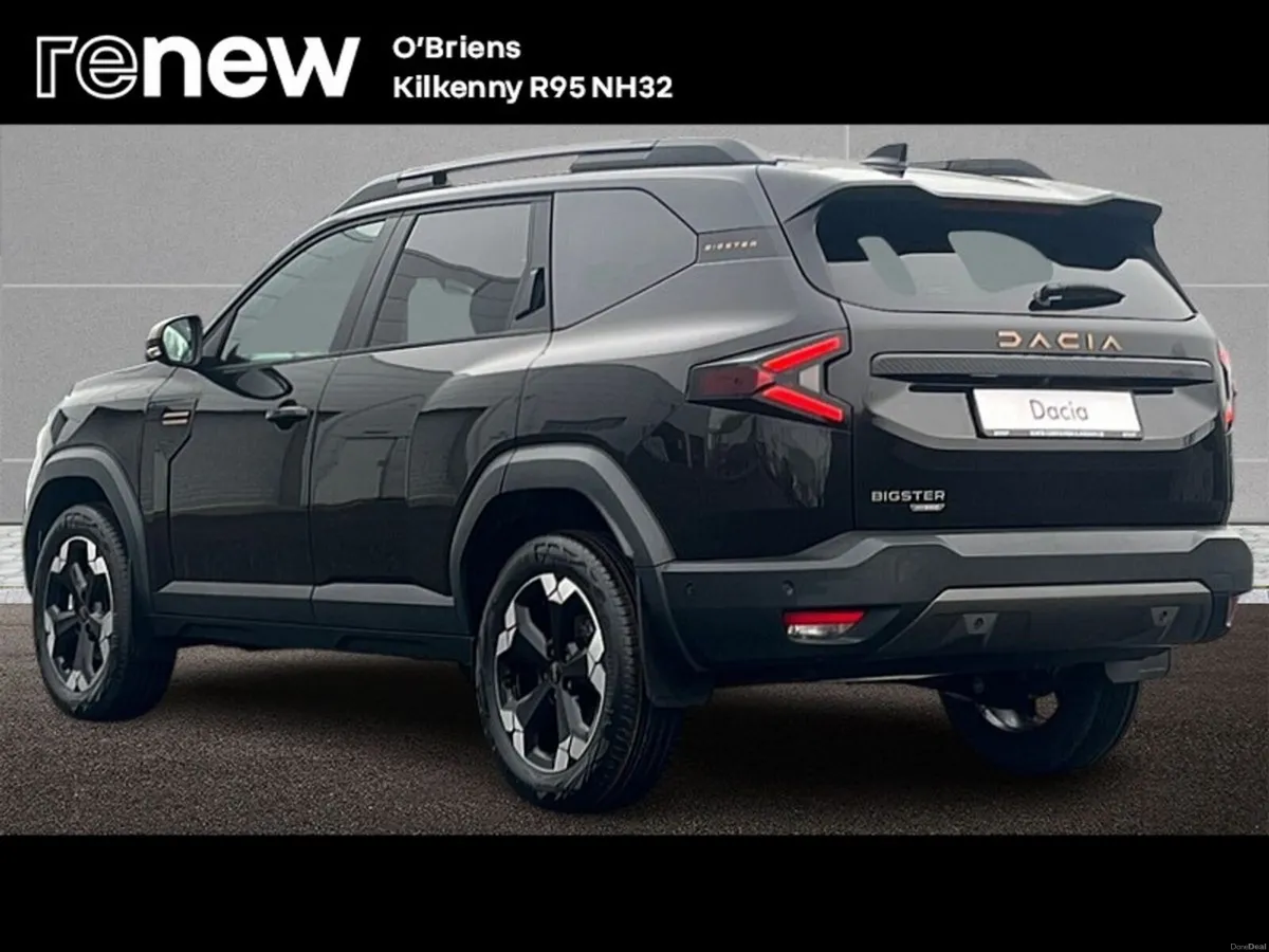 Dacia Bigster EXTREME HEV (HYBRID) 1.8 155 BHP AUT - Image 3