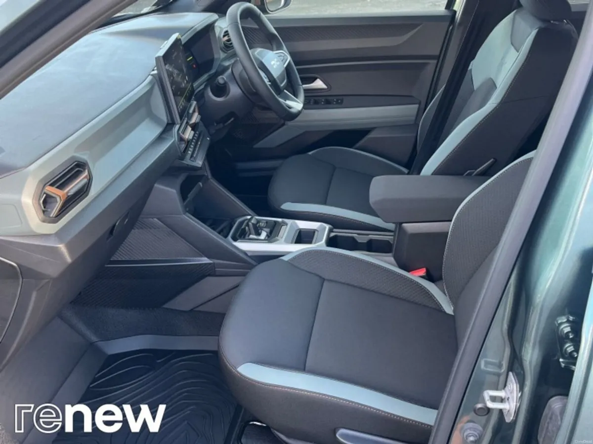 Dacia Duster EXTREME HEV 1.8 155 BHP AUTO 5DR *IN - Image 5