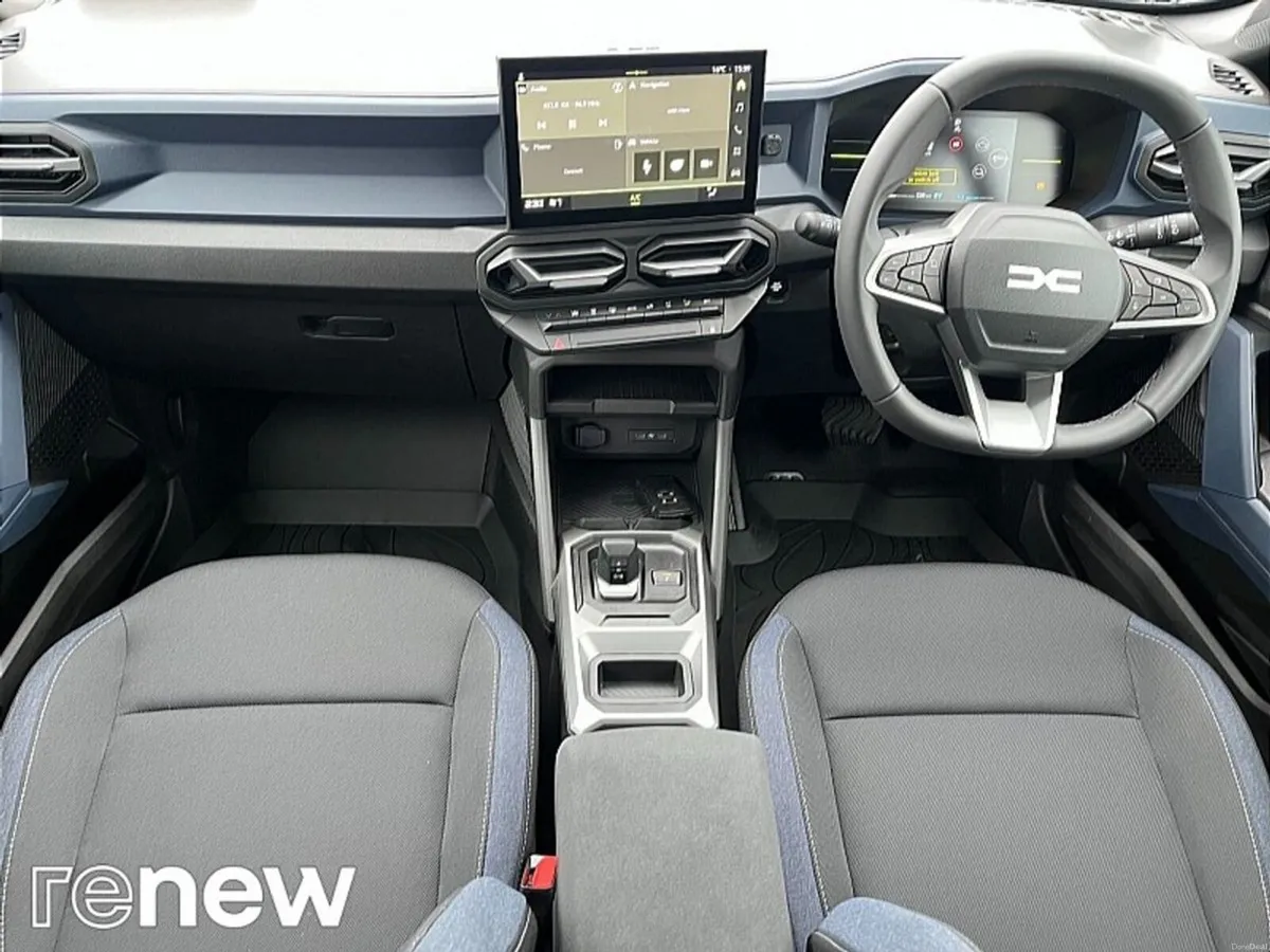 Dacia Duster HYBRID JOURNEY HEV 140 BHP AUTO 5DR * - Image 2