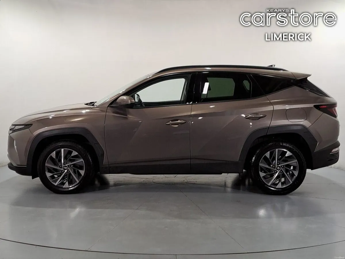 Hyundai Tucson Executive 5DR Diesel - Image 6