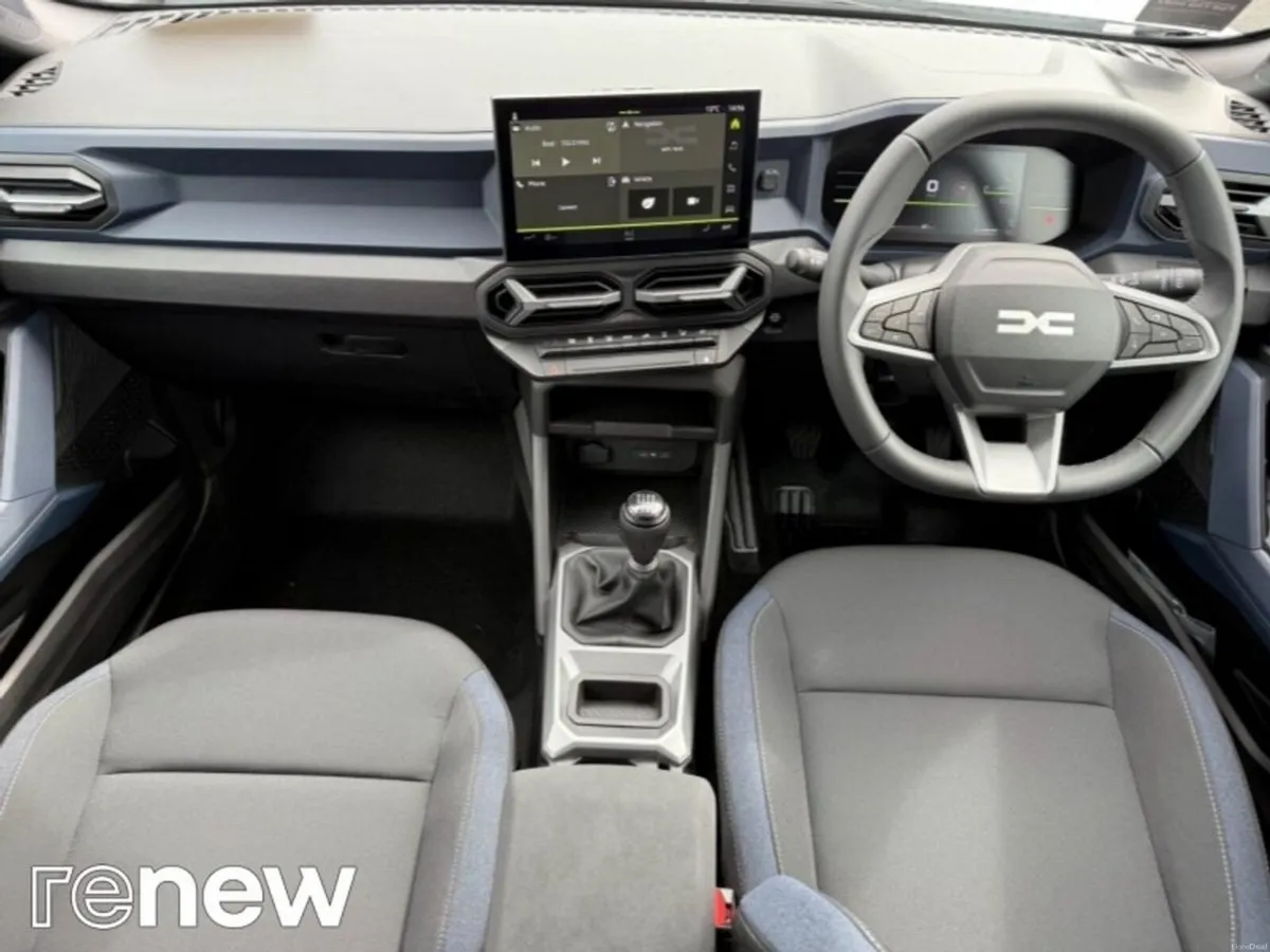 Dacia Duster JOURNEY 1.2 TCE 130 BHP 5DR *IN STOCK - Image 3