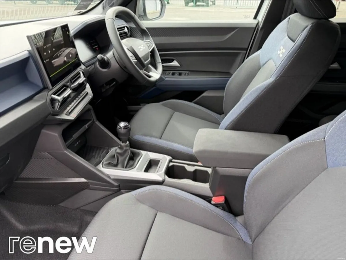 Dacia Duster JOURNEY 1.2 MHEV 140 BHP 5DR *IN STOC - Image 5
