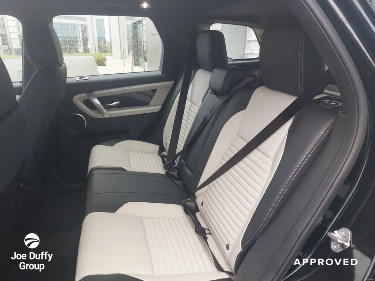 Land Rover Discovery Sport 1.5 PHEV Dynamic S 270P - Image 5