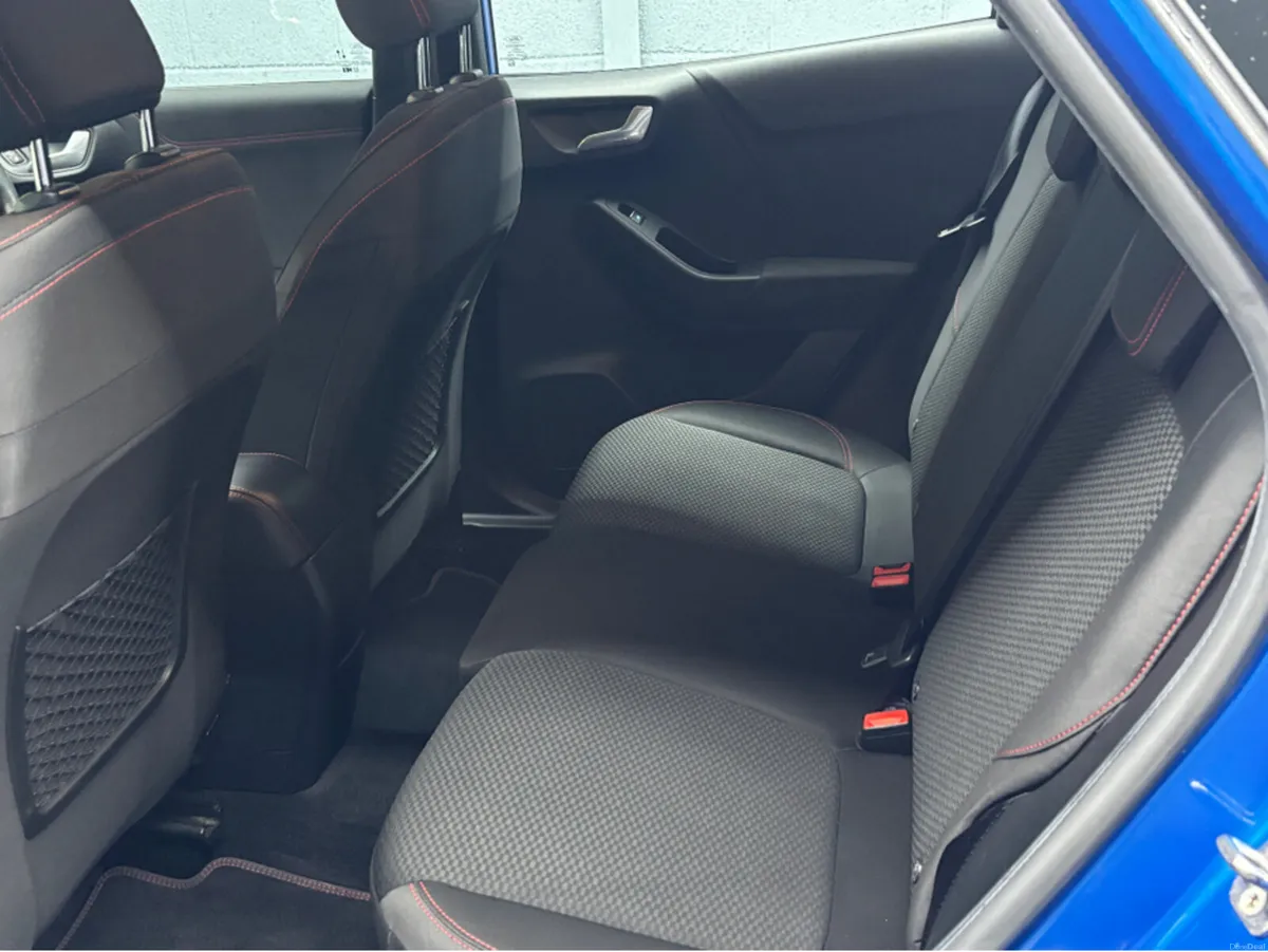 Ford Puma ST-LINE 1.5 TD 120 S6.2 M6 FW 4DR - Image 4