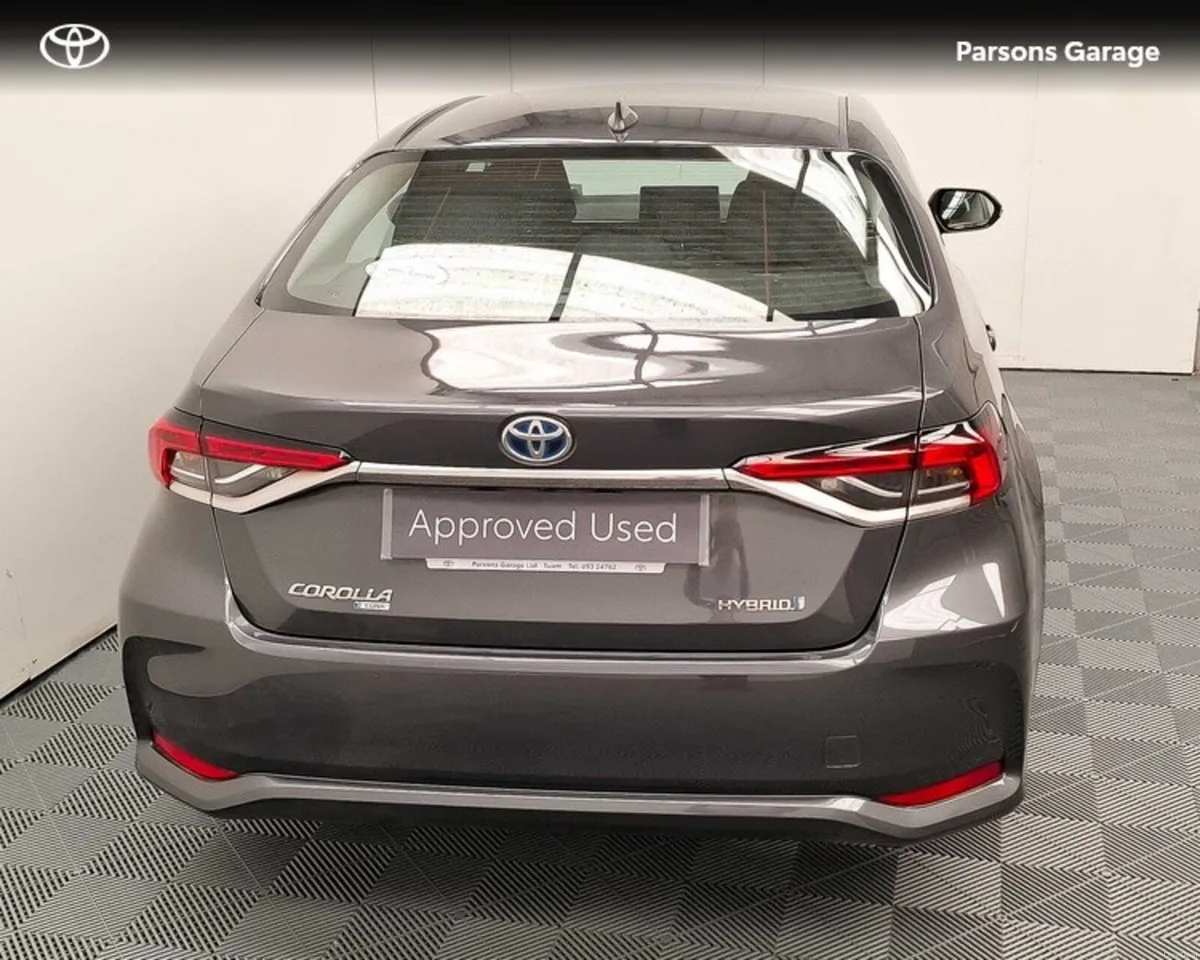 Toyota Corolla COROLLA LUNA SALOON - Image 4