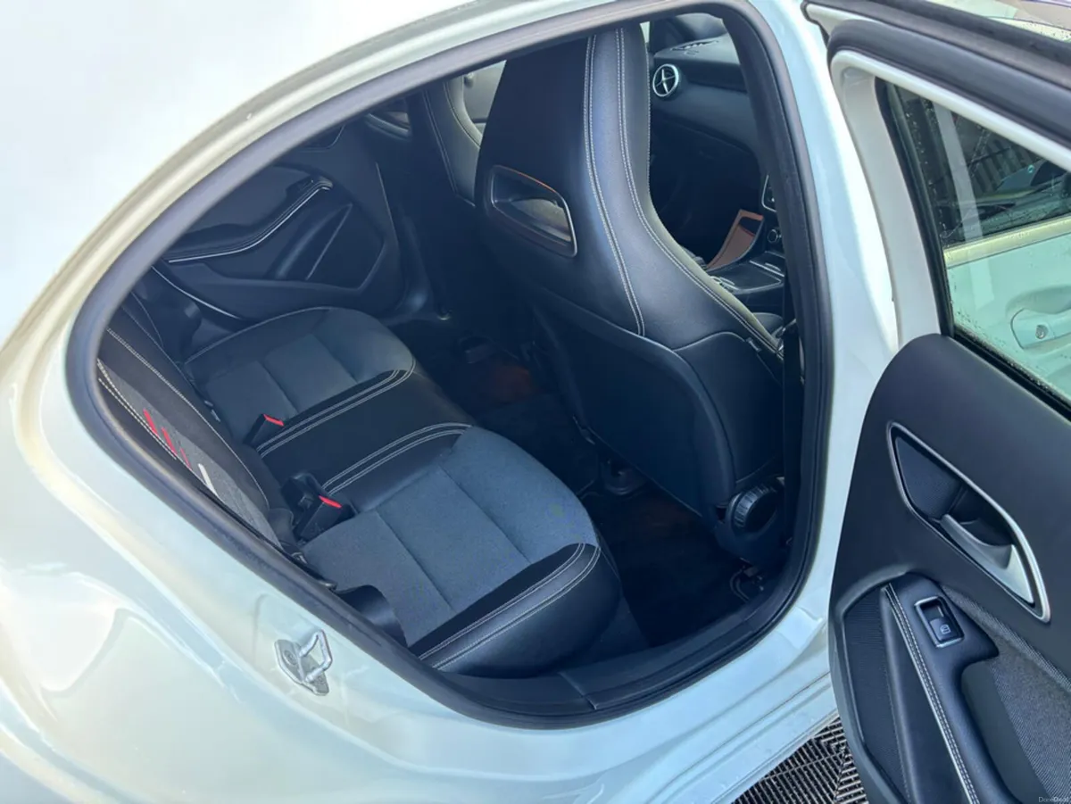 Mercedes-Benz A-Class Merc A180 AMG, 1.6 petrol, f - Image 4