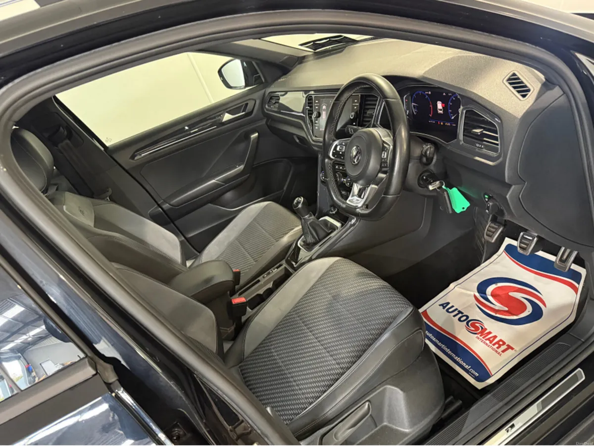 Volkswagen T-Roc R-LINE TDI - Image 3