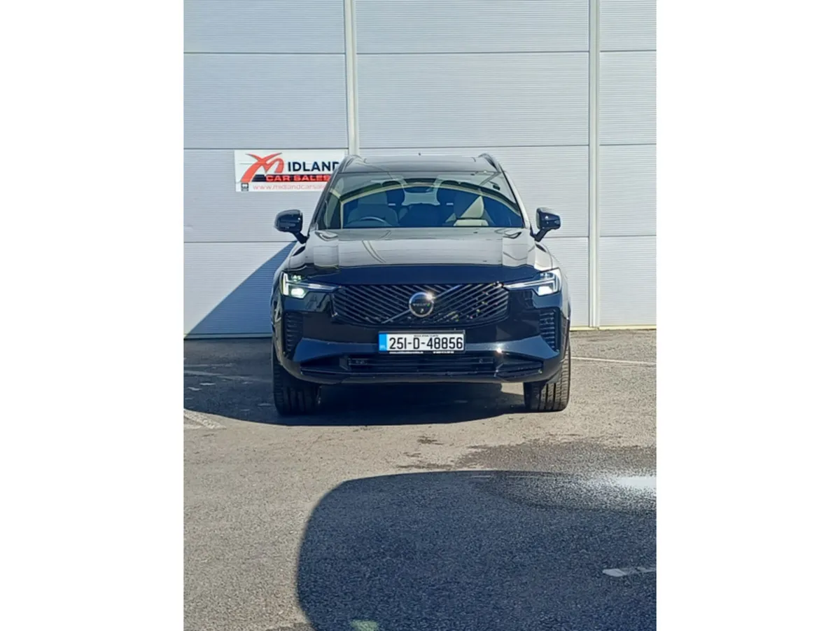 Volvo XC90 2.0 T8 PLUS 455BHP **Ivory Leather** - Image 3