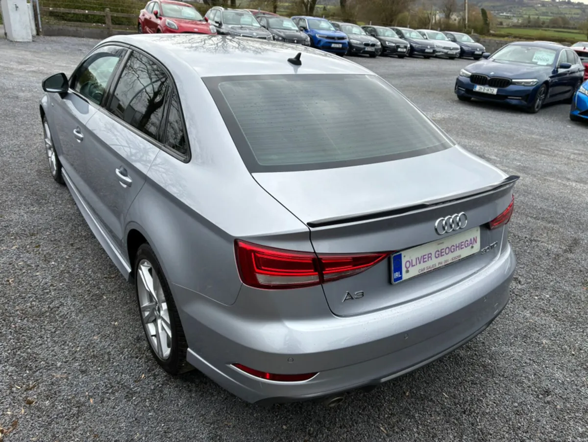 Audi A3 SALOON 1.6 TDI SE (S LINE STYLING PACK) - Image 3