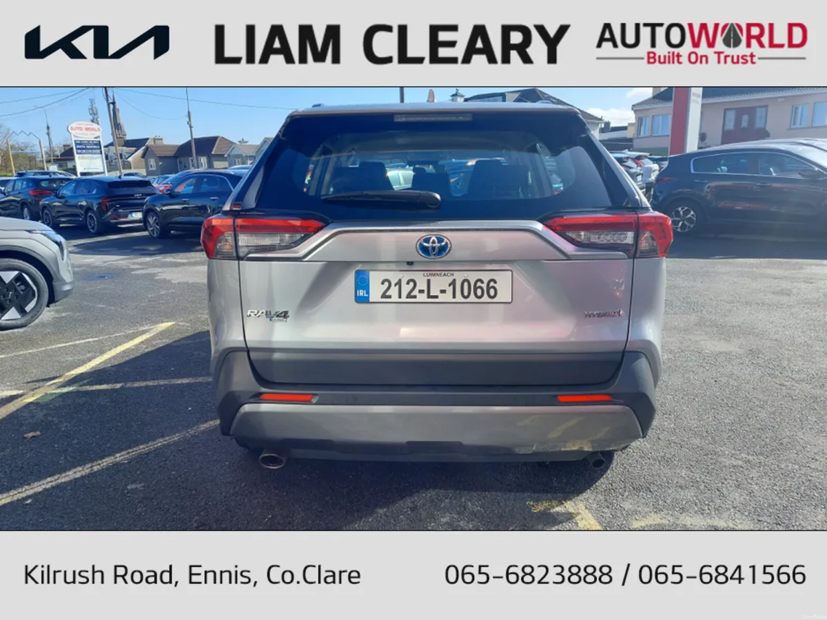 Toyota RAV4 RAV4 HYBRID LUNA 4DR FULL TOYOTA SERVI - Image 5