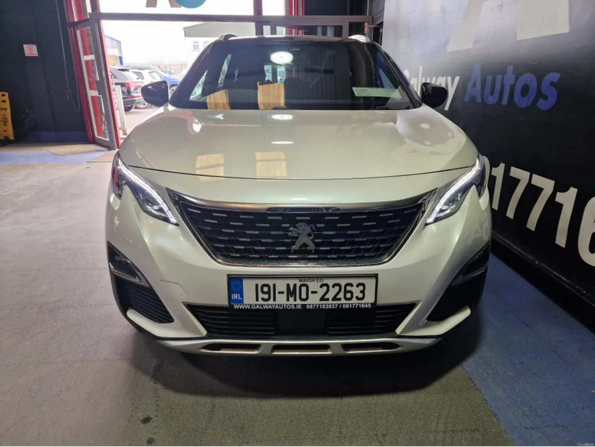 Peugeot 5008 GT LINE PREMIUM 1.5HDI  **PAN ROOF, R - Image 3