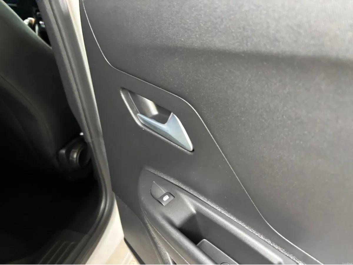 Opel Mokka ELEGANCE-1.2 100PS PET 6 - Image 4