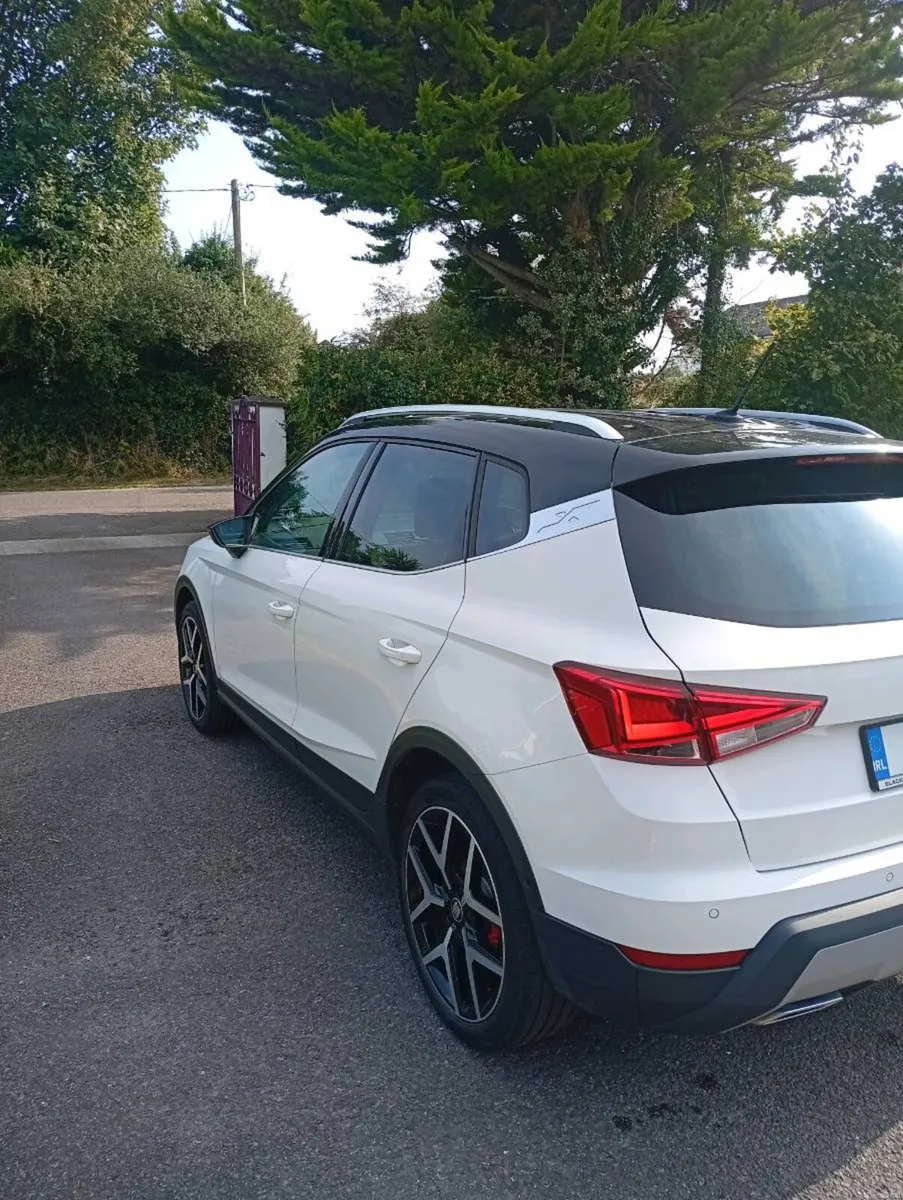 212 Seat Arona FR PLUS - Image 2