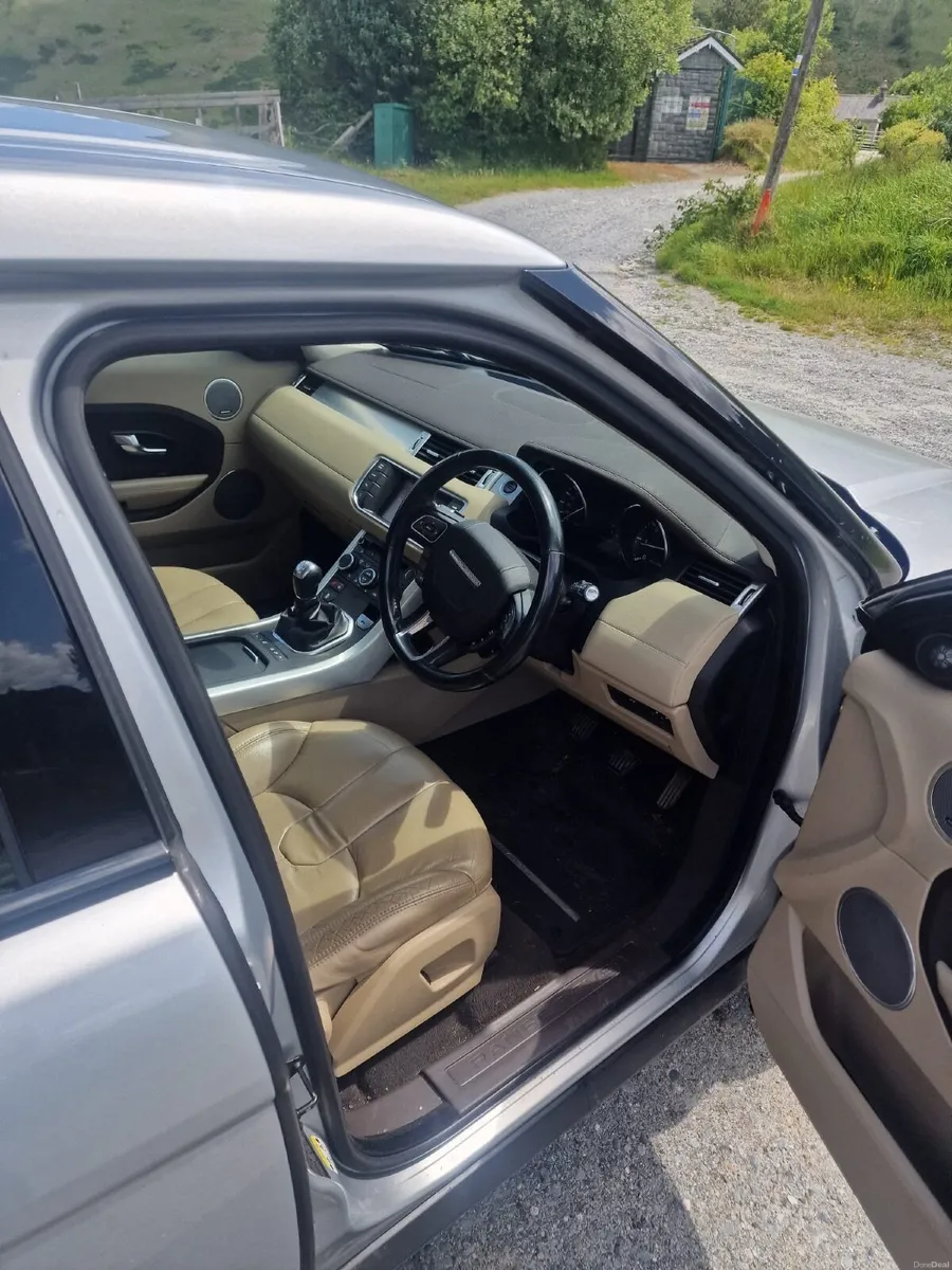 Land Rover Range Rover Evoque 2012 - Image 2