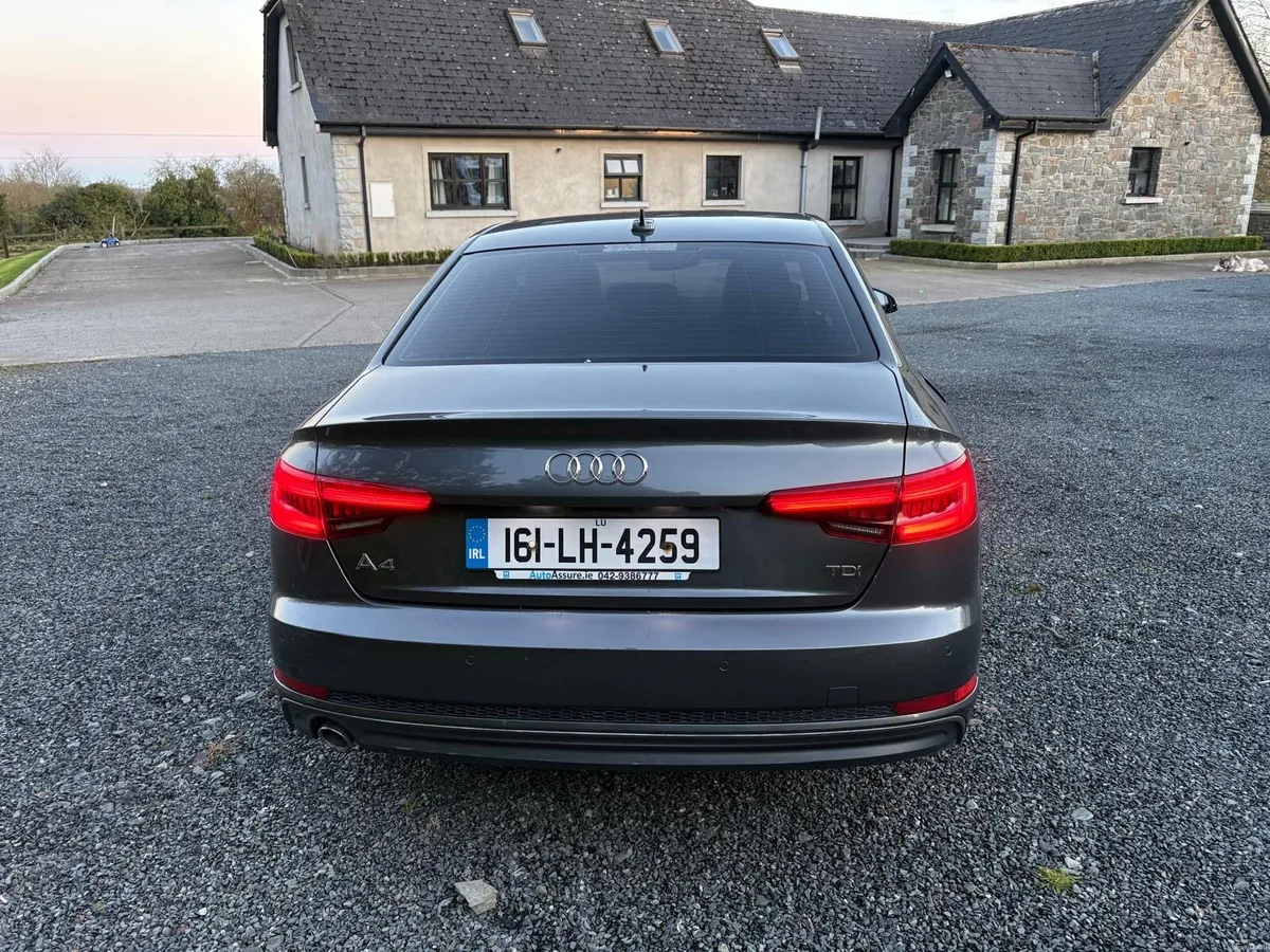 Audi A4 2.0TDI S-line - Image 4