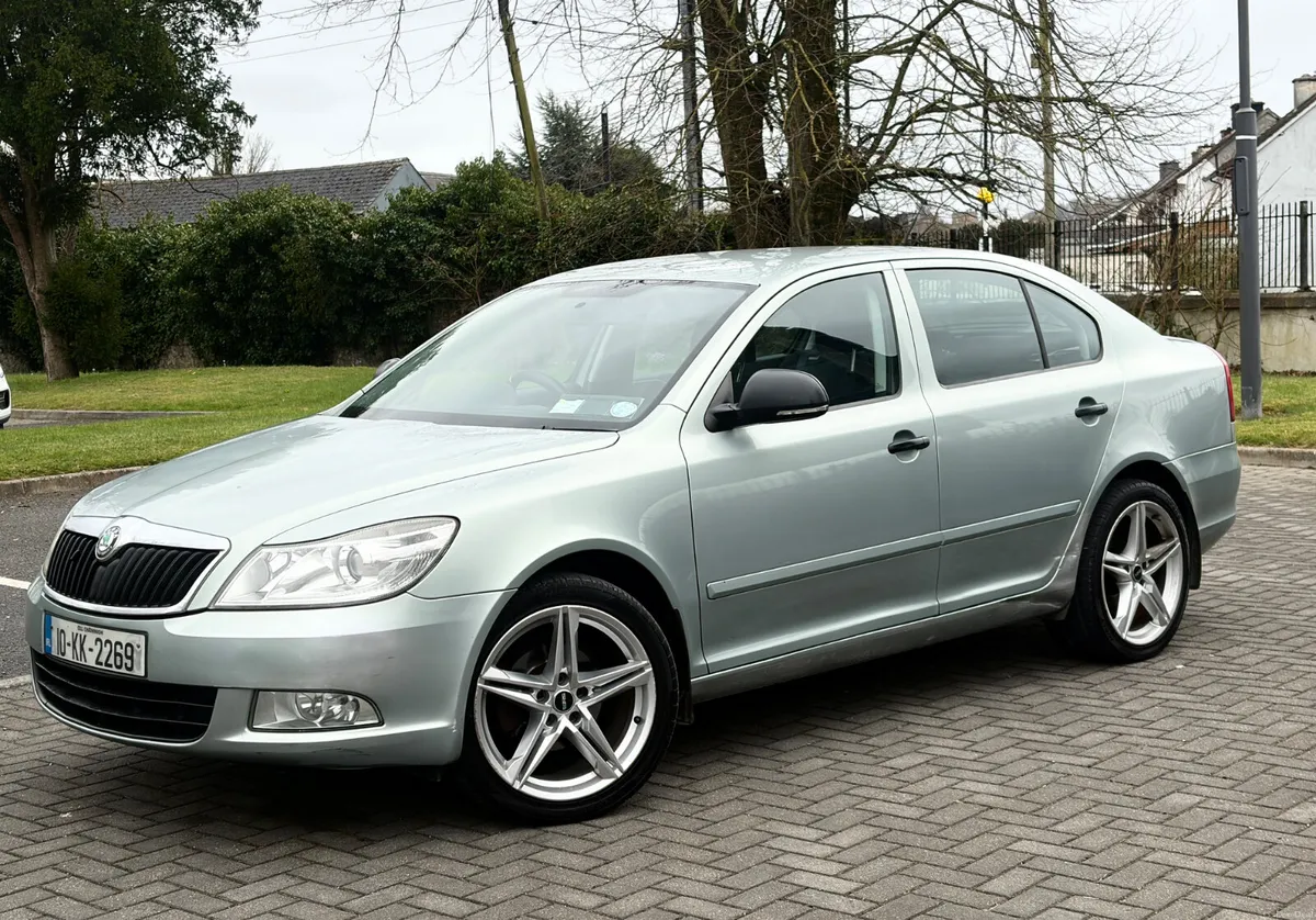 Skoda Octavia 2010 1.2 Petrol new nct 3/27 low km - Image 1
