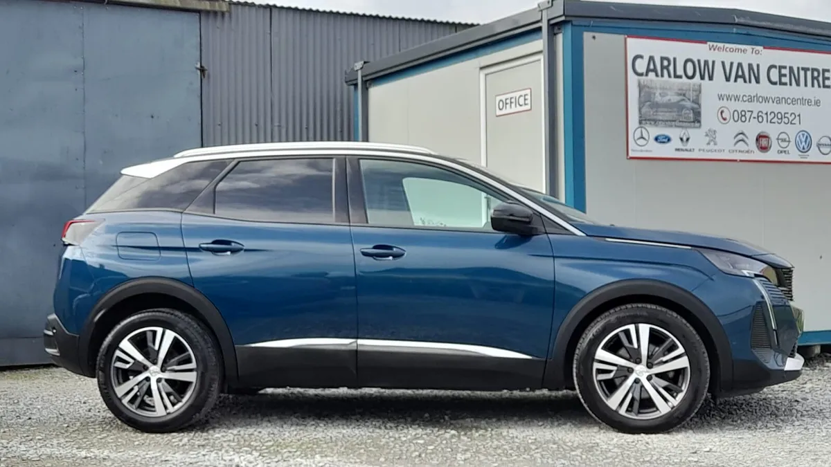 232 Peugeot 3008 1.5 BlueHDi 130bhp Auto Allure - Image 2