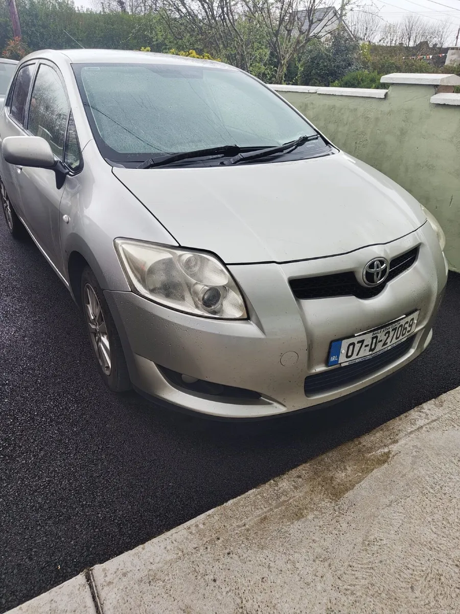 Toyota Auris 2007 - Image 1
