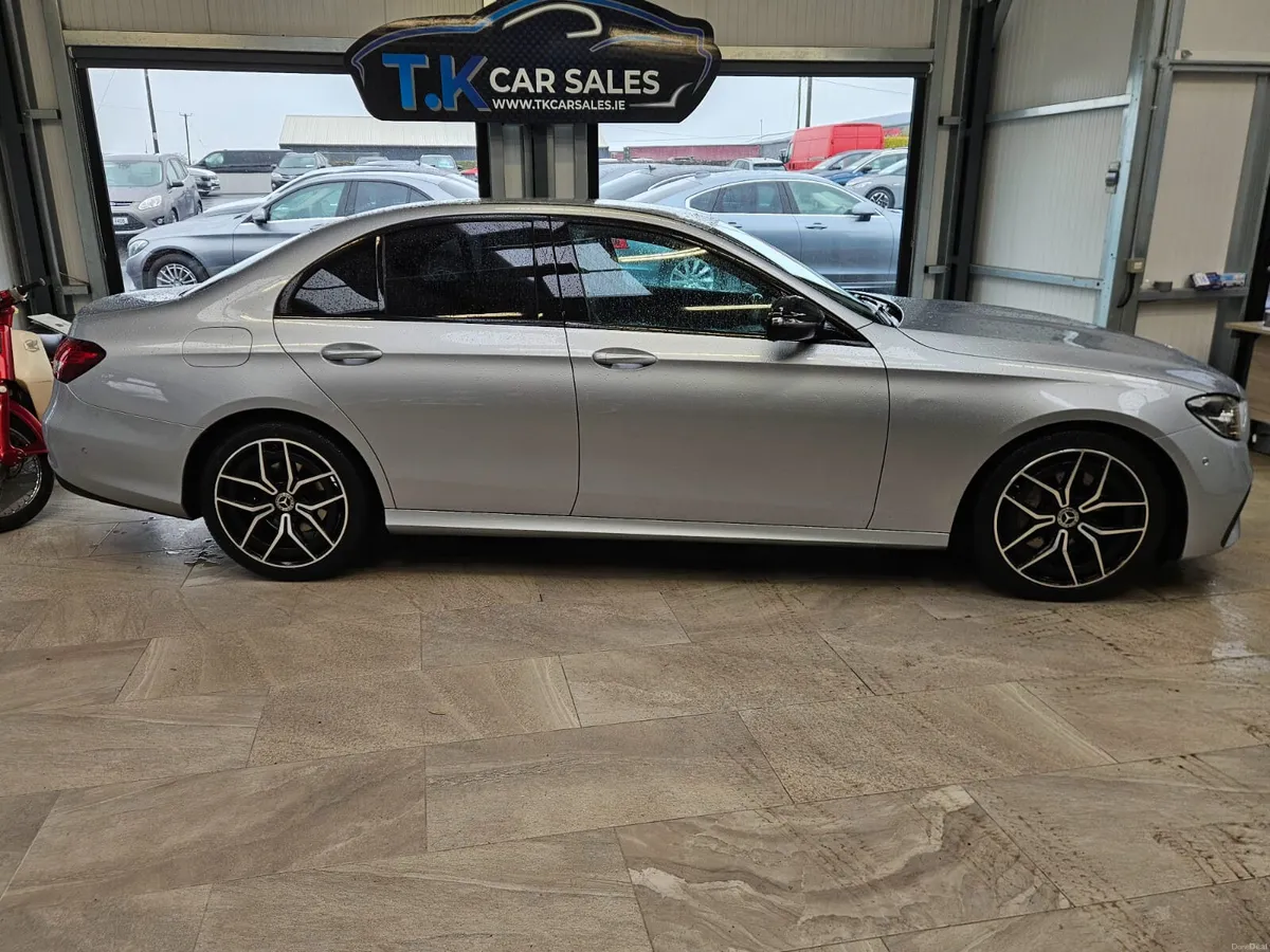 222 MERCEDES BEZN E-CLASS 220 AMG LINE - Image 2