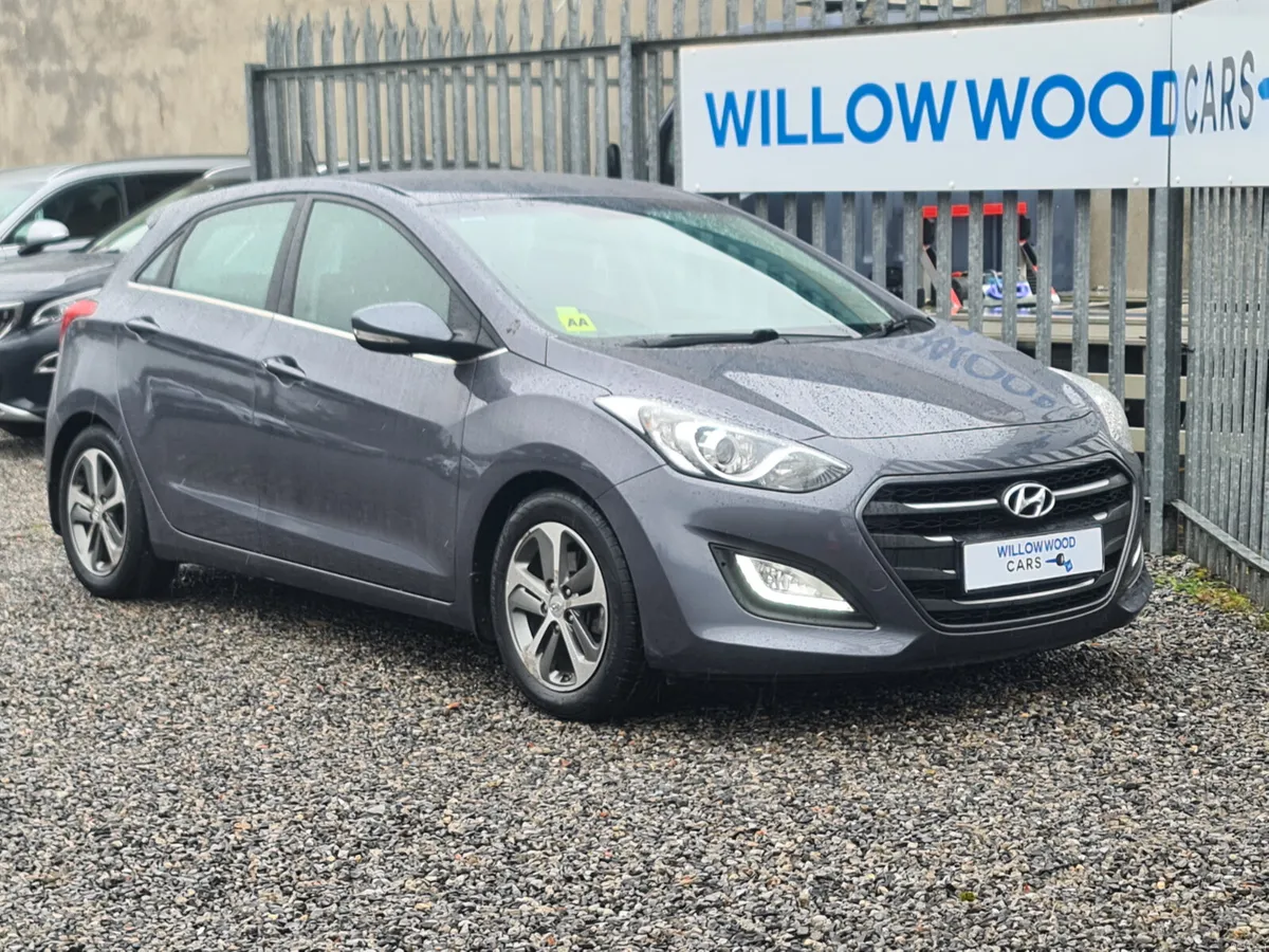 Hyundai i30 1.6 crdi 5dr deluxe 2016 new NCT - Image 3