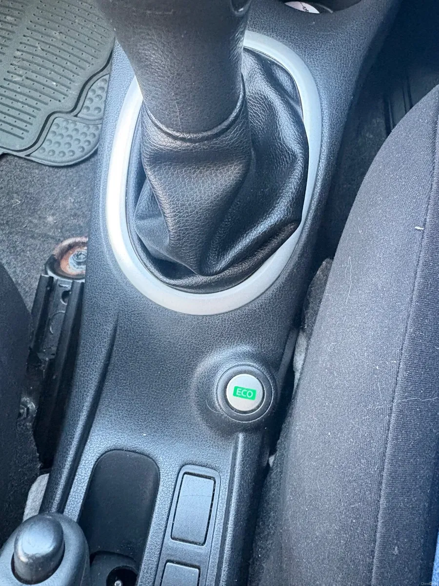 Nissan Note 2014 - Image 4