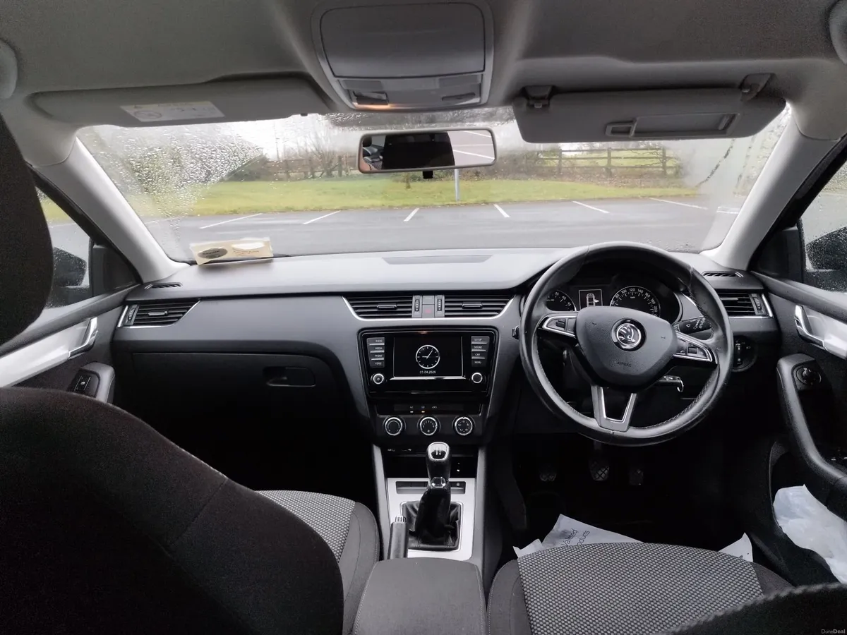 Skoda Octavia 2015 - Image 3