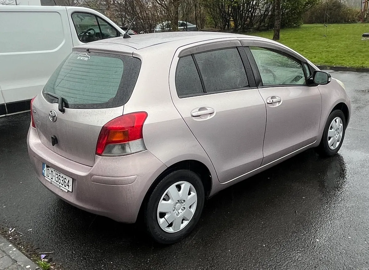 TOYOTA VITZ AUTOMATIC (€3900) - Image 4