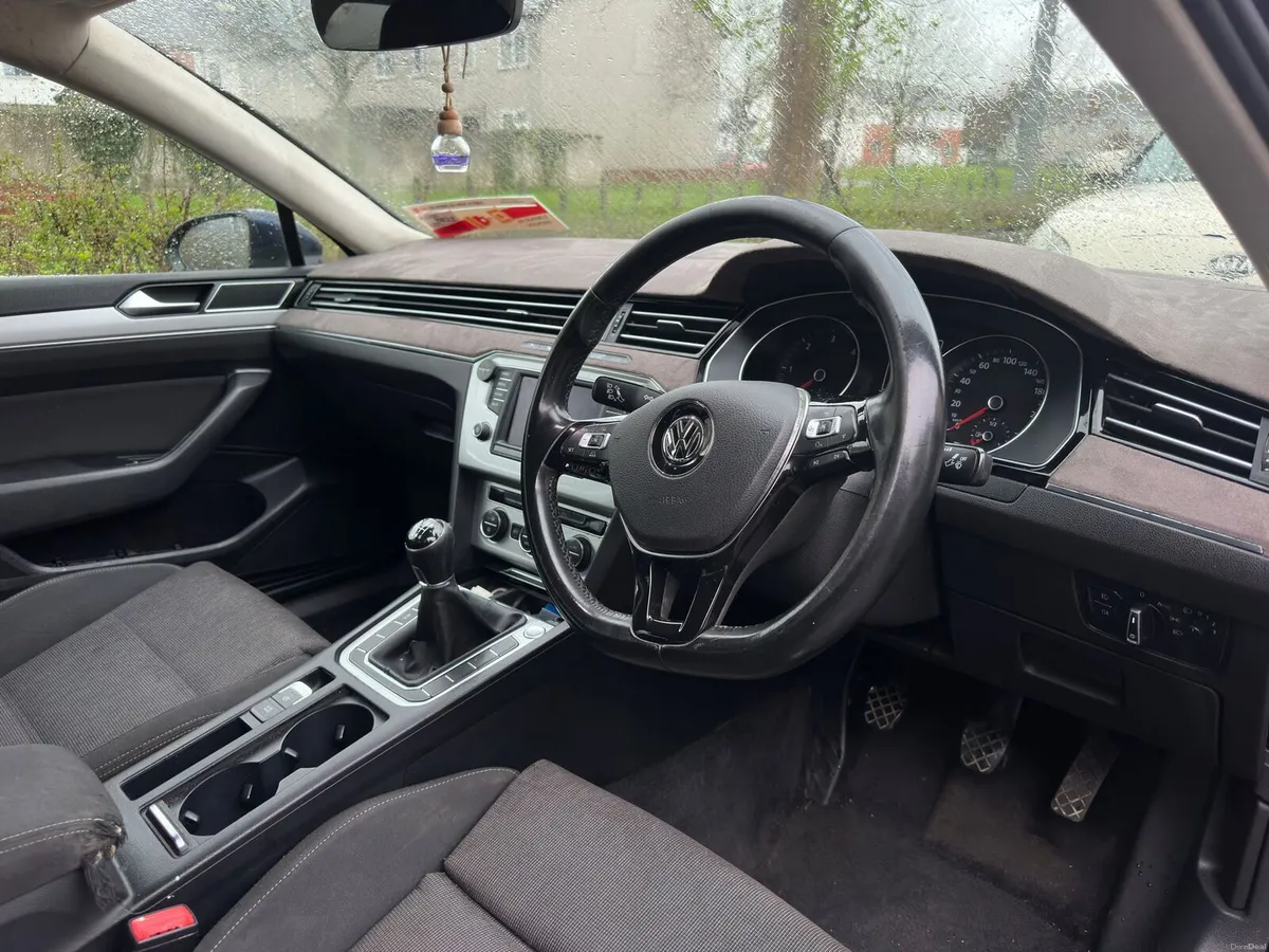 Vw passat 2016 1.6 tdi - Image 4