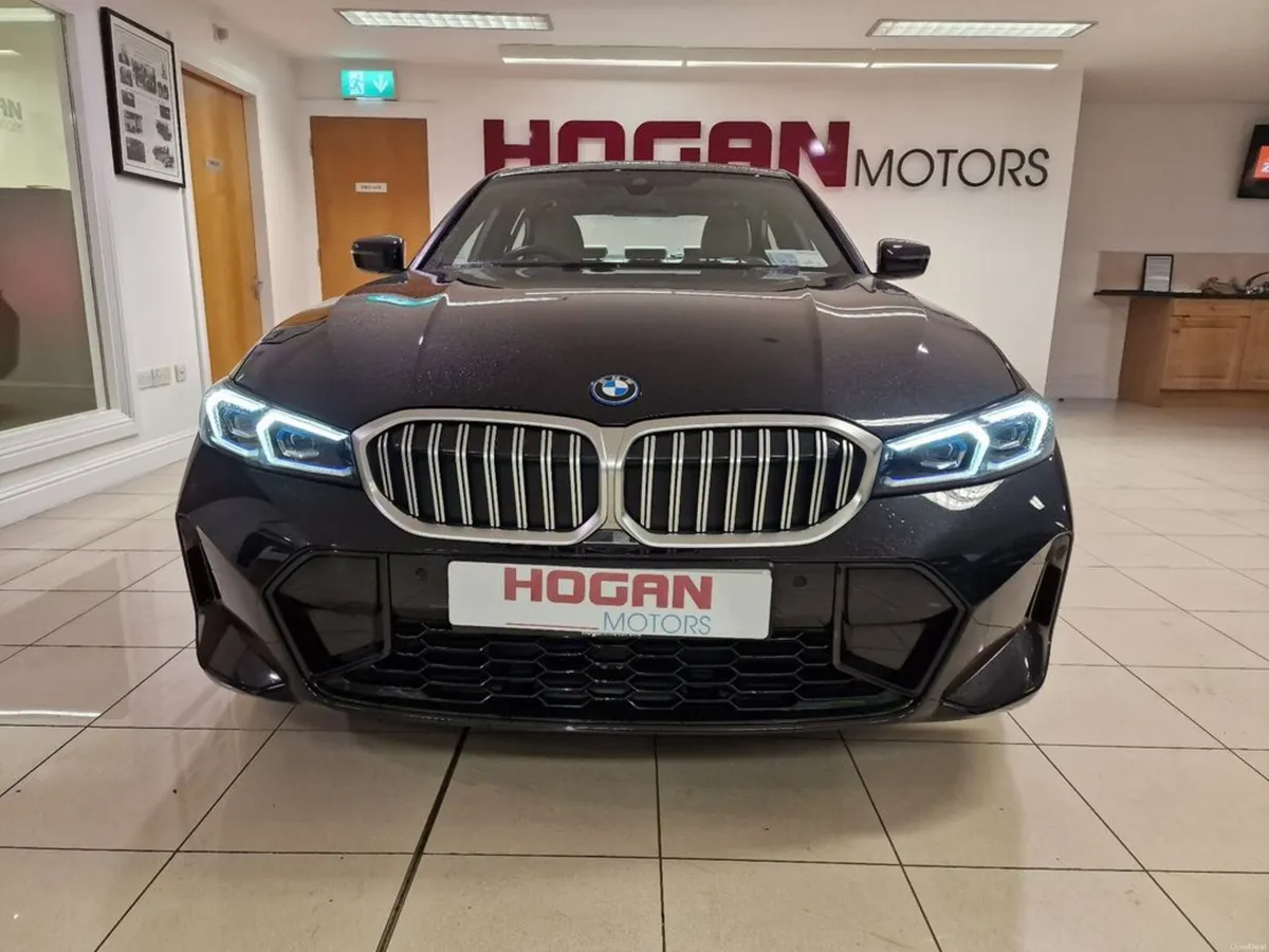 BMW 3-Series 330e M Sport Pro PHEV Automatic Saloo - Image 2