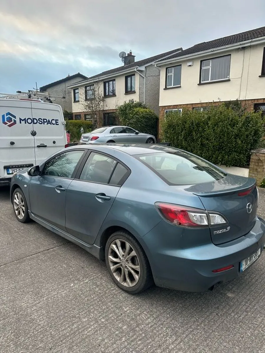 2010 Mazda Mazda3 - Image 4