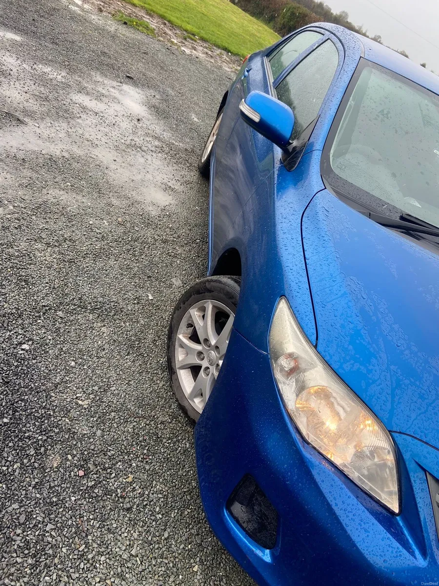 12 toyota corolla 1.4 diesel - Image 4