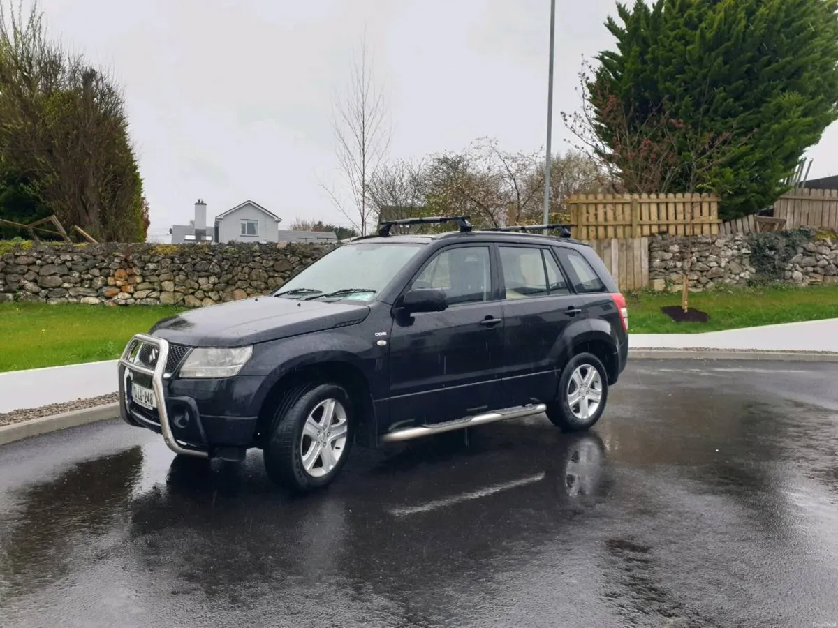 Suzuki Grand Vitara Jeep - Image 4