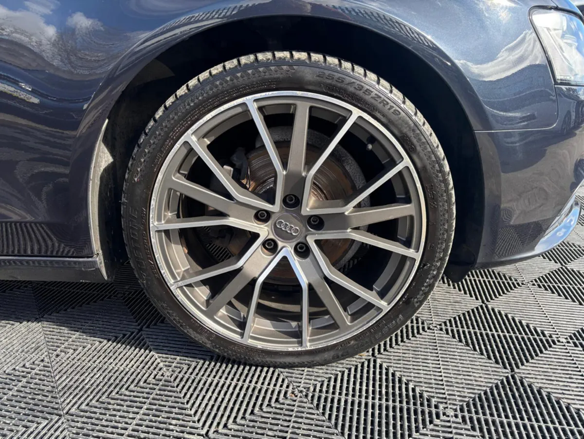 Audi A4 Audi A4 1.4 petrol, auto, 19"alloys, lots - Image 3