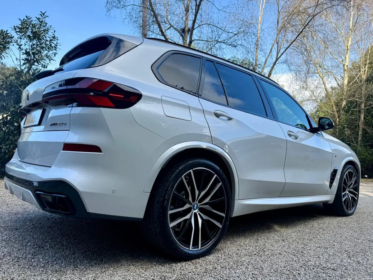 BMW X5 M SPORT PRO *Tech Pack…SkyLounge…22 inch Al - Image 4
