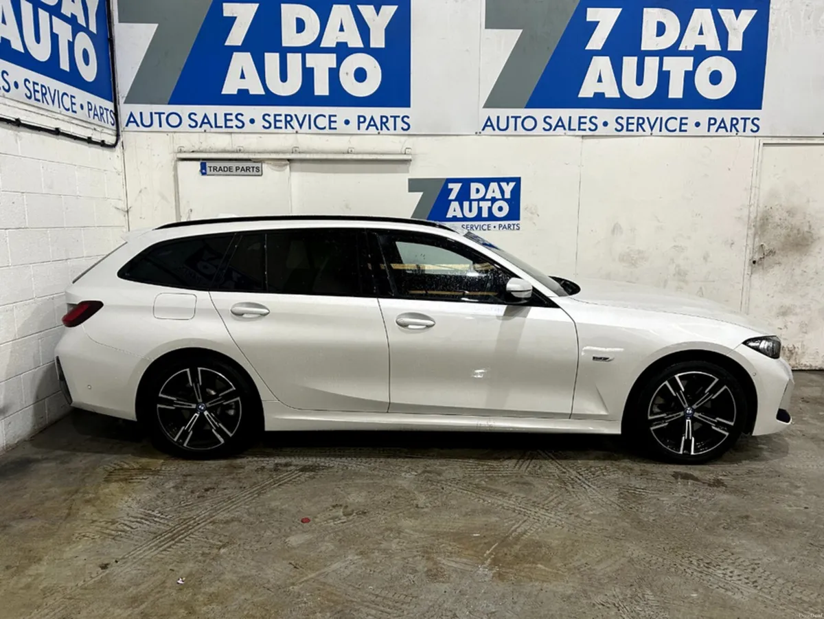 BMW 3-Series T3MI 4DR AUTO - Image 3