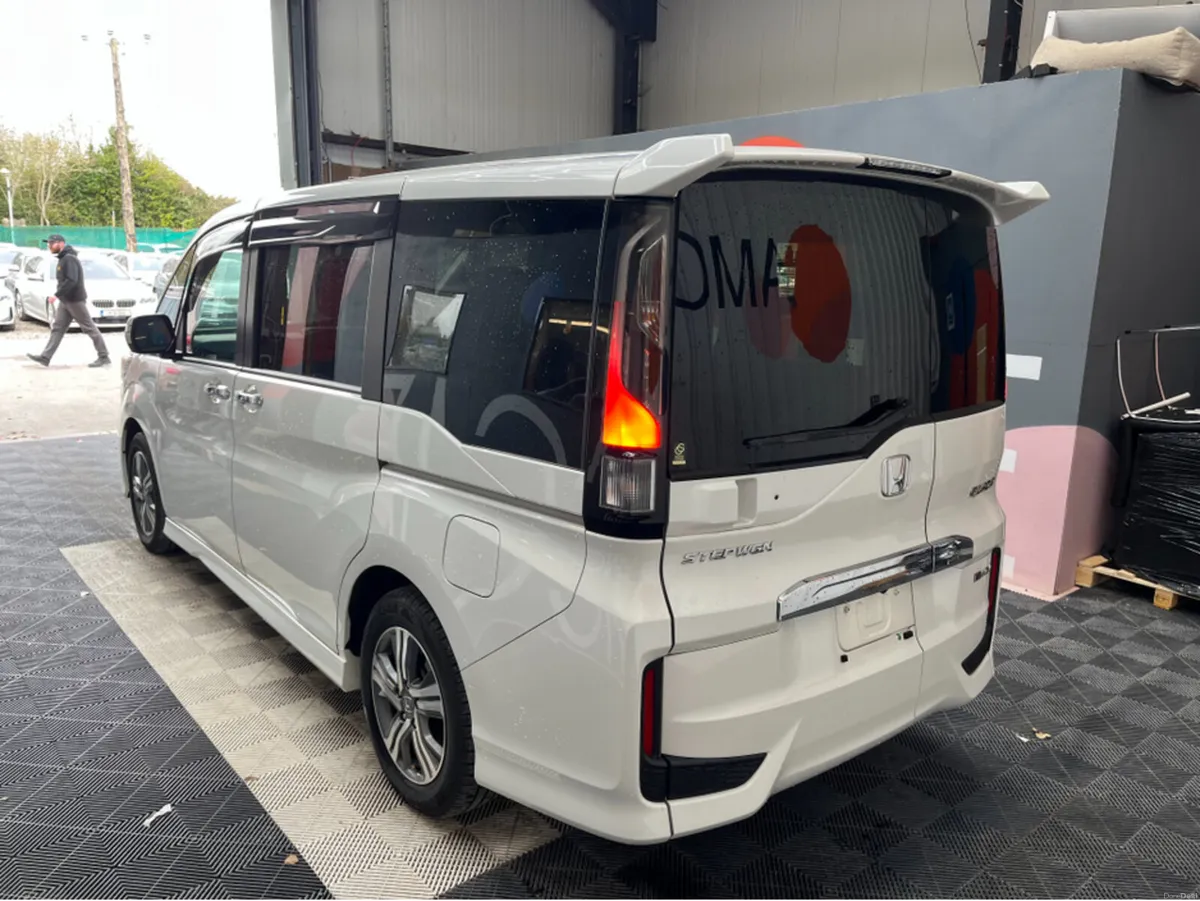 Honda Stepwagon 2020 HONDA STEPWAGON SPADA EHEV G - Image 4